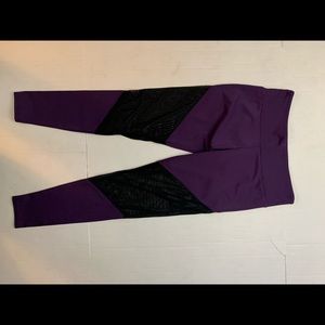 Onzie High Waisted Mesh Inset Track Leggings M/L